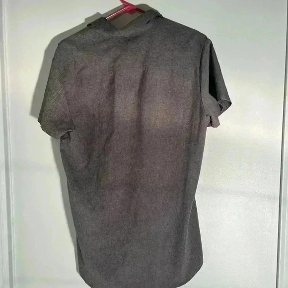 Kenneth Cole‎ Button Down - Picture 2 of 4